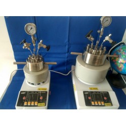 高温高压磁力反应釜小型反应器